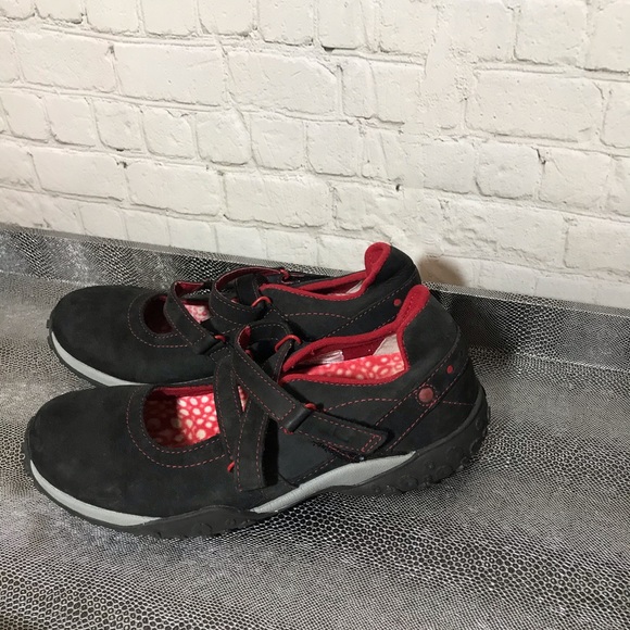 Women’s red and black Timberland smart comfort system 8M - Picture 6 of 10